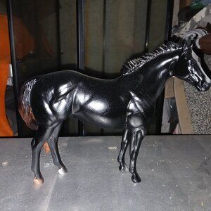 Peter stone horse body